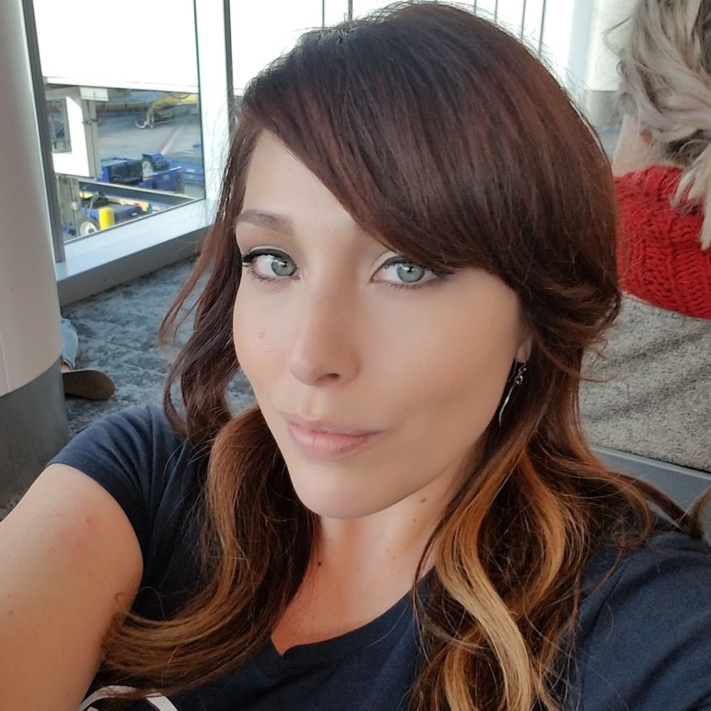 Meet your Posher, Ashley